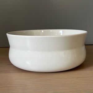 Crate & Barrel with Sagaform Pause 8.5” Bowl NWT